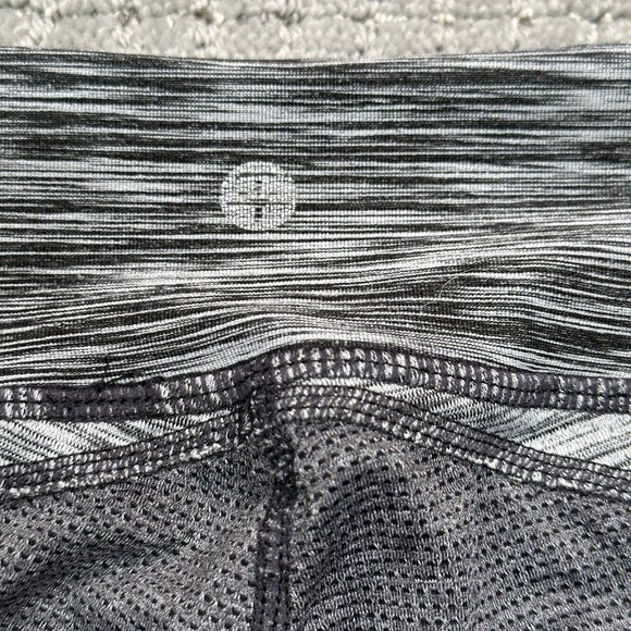 SOYBU Leggings Womens Crop Pull On Hidden Pocket Stripe Gray M - Picture 9 of 9
